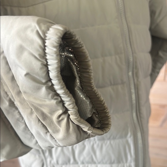 Columbia Pebble beach logo Gray Quilted Jacket for Men - Picture 4 of 11